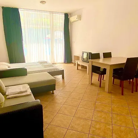 Grand Kamelia Complex