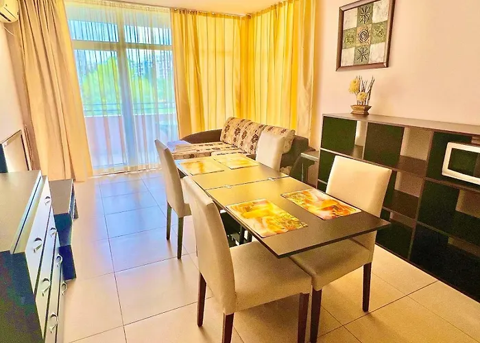 Grand Kamelia Complex * Napospart