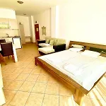 Grand Kamelia Complex דירה
