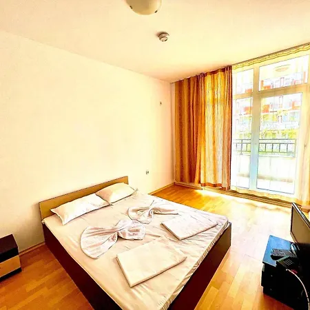 Apartamento Grand Kamelia Complex