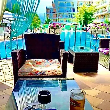 Grand Kamelia Complex Apartamento